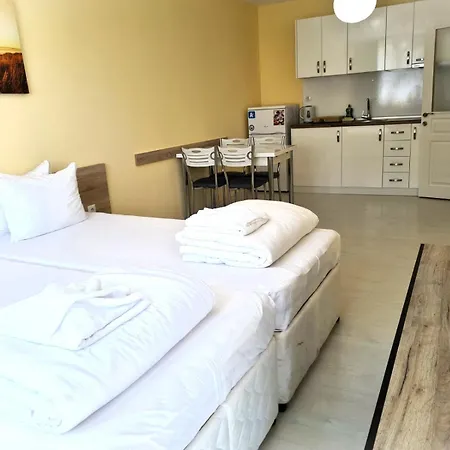 Appart hôtel Stamopolu Lux With Pool View Primorsko