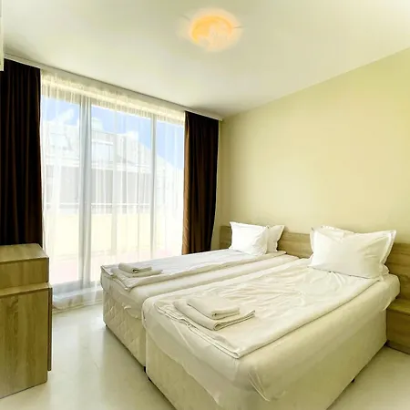 Stamopolu Lux With Pool View 4*